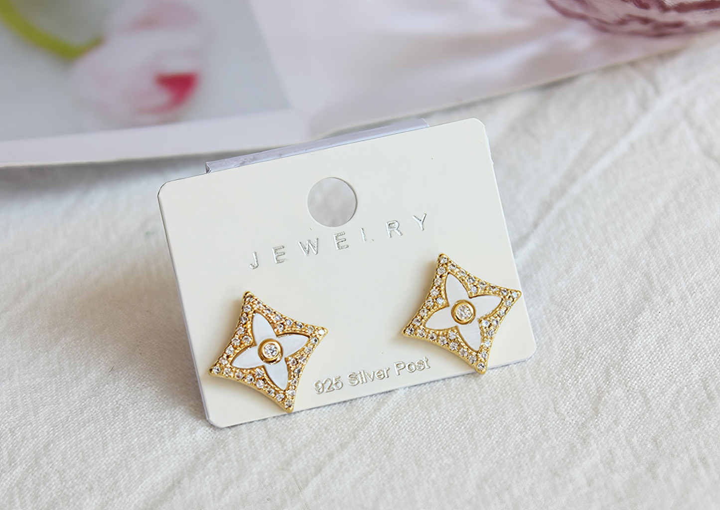 Clover Flower Border of Rhinestones Stud Earrings in Gold and White