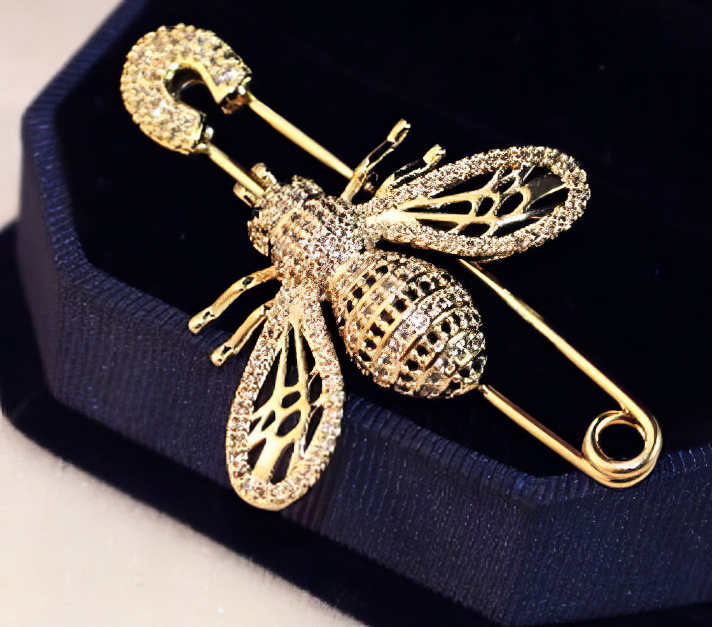 Luxury Rhinestone Pin with Crystal Bee in Gold