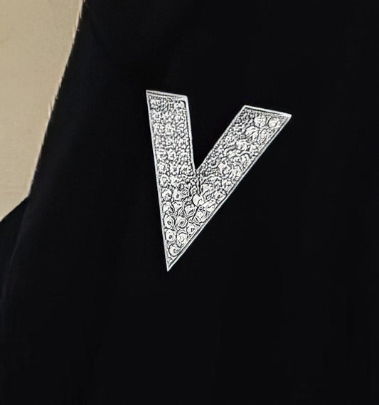 Luxury Letter V Shape Rhinestone Brooch Pin in Silver