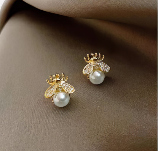 Bee Pearl Stug Earring with Crystal Accents in Gold