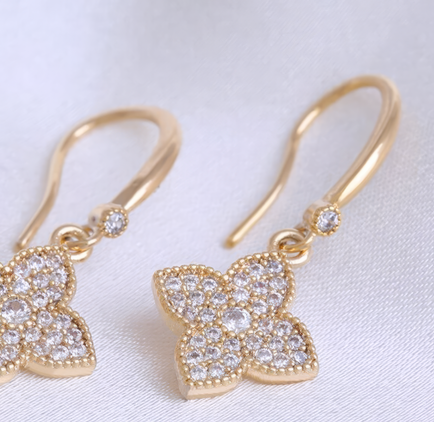 Trendy Four-Leaf Clover Cubic Zirconia Earrings