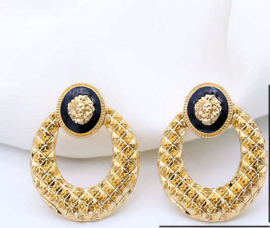 Lion Head Shining Hoop Earrings in Gold and Black