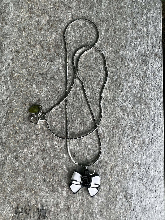 Chic Flower Bow Enamel Charm Pendant Necklace in White Black and Silver