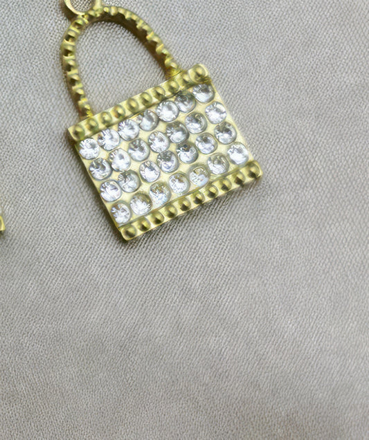 Chic Bag Crystal Pendant Necklace in Gold