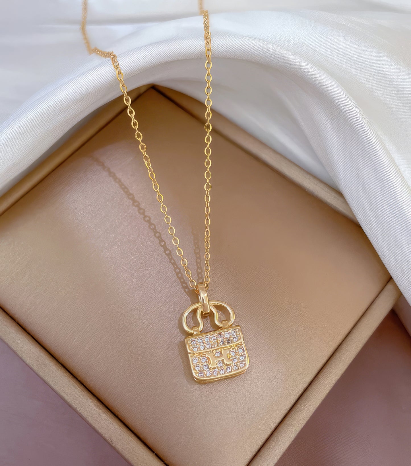 Letter H Zircon Purse Small Pendant Necklace