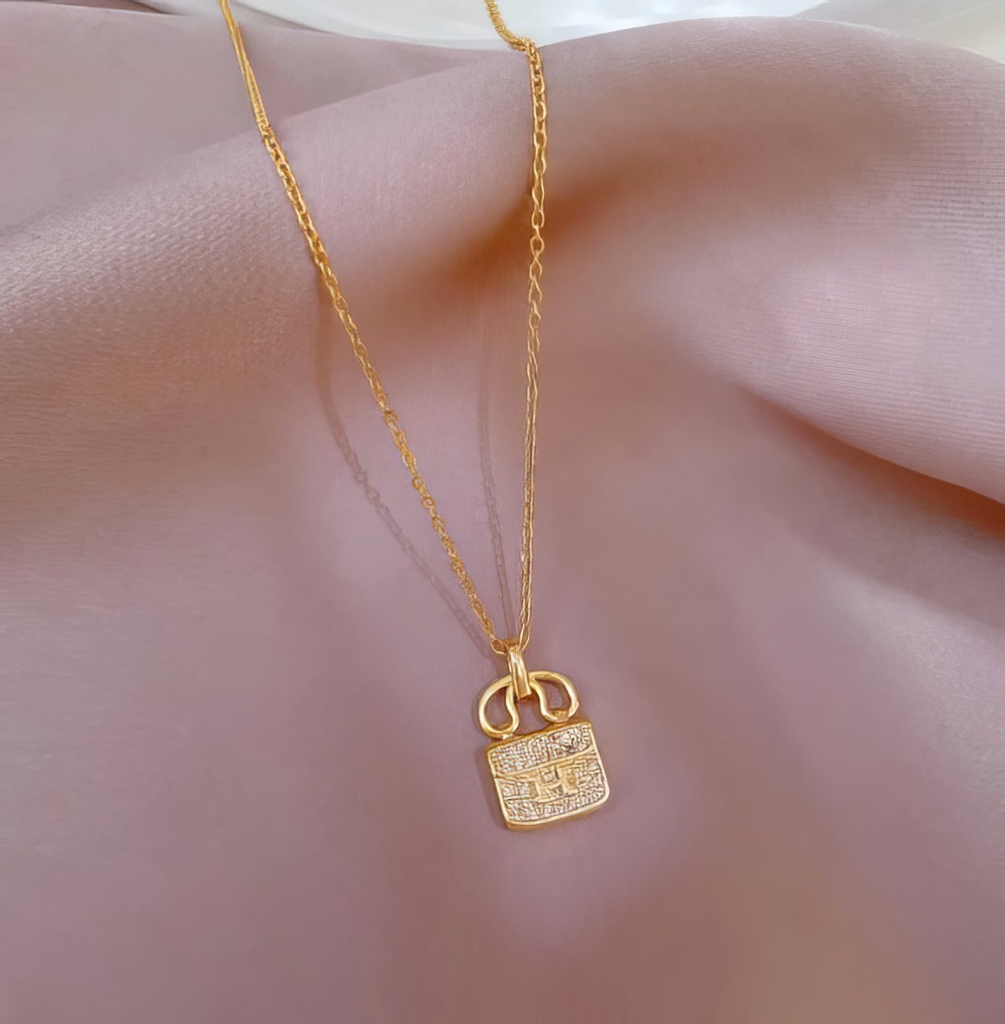 Letter H Zircon Purse Small Pendant Necklace