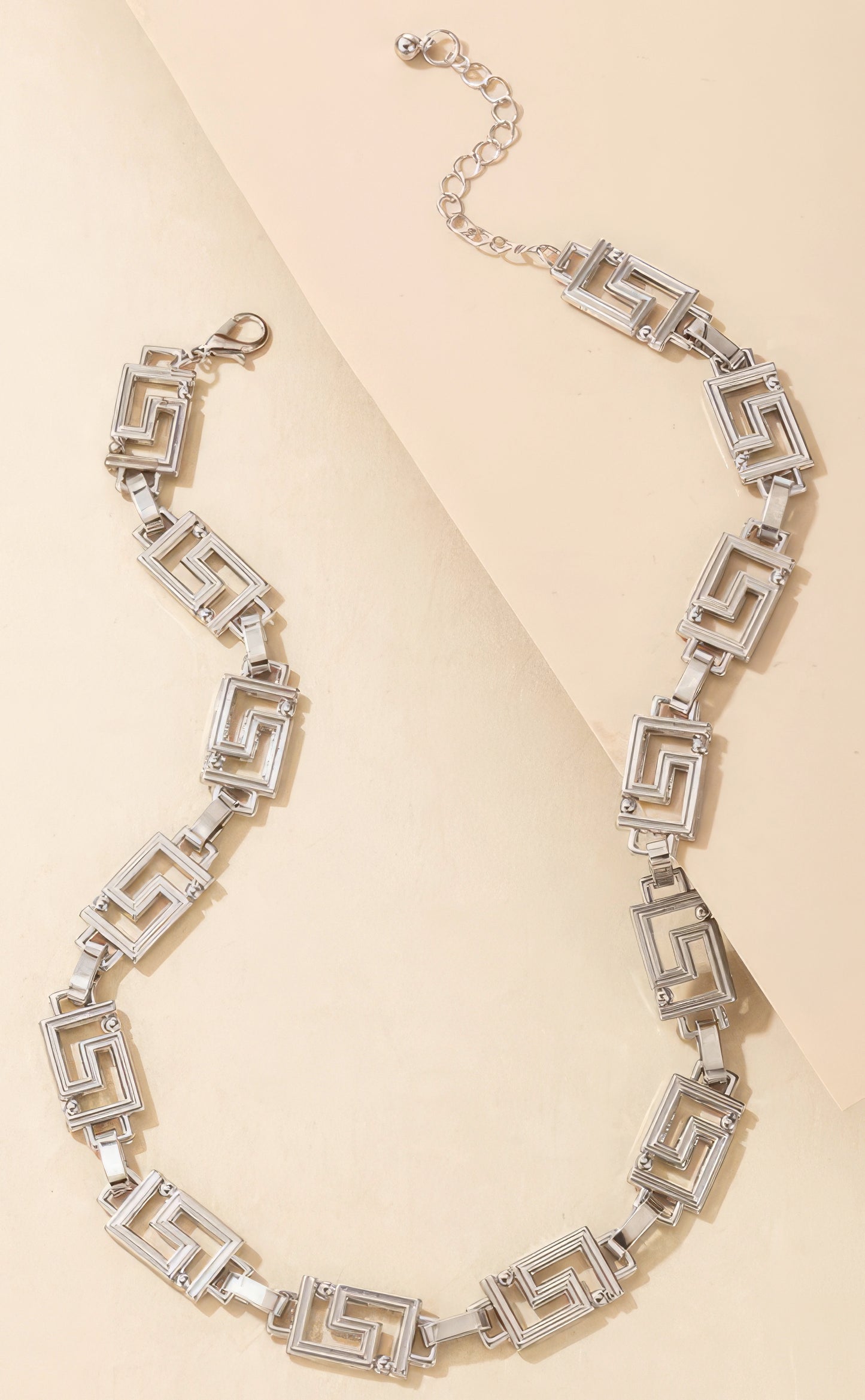 Dress Up Short Labyrinth Greek Key Choker Necklace in Silver